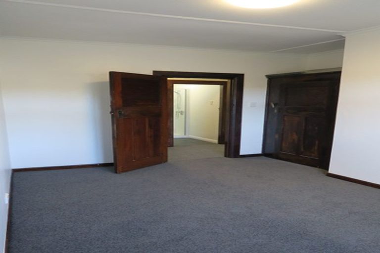 Photo of property in 17 Bidwill Street, Mount Cook, Wellington, 6021