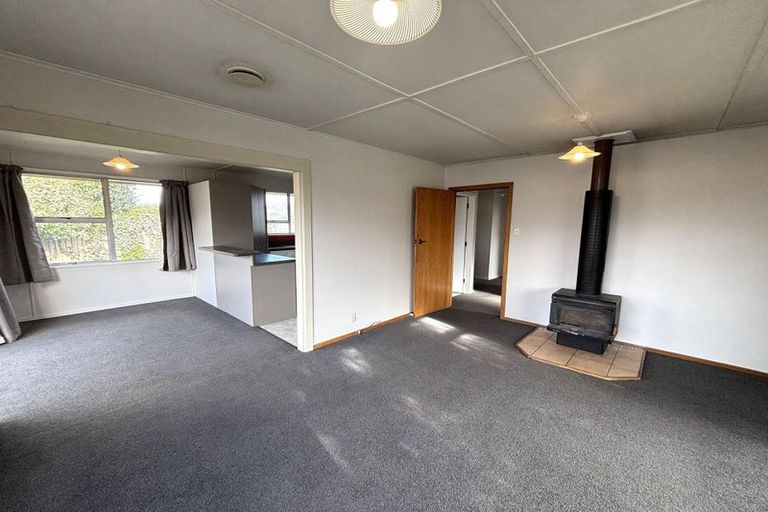 Photo of property in 25b Medina Crescent, Parklands, Christchurch, 8083