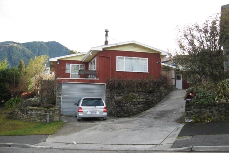 Photo of property in 36 Veint Crescent, Queenstown, 9300