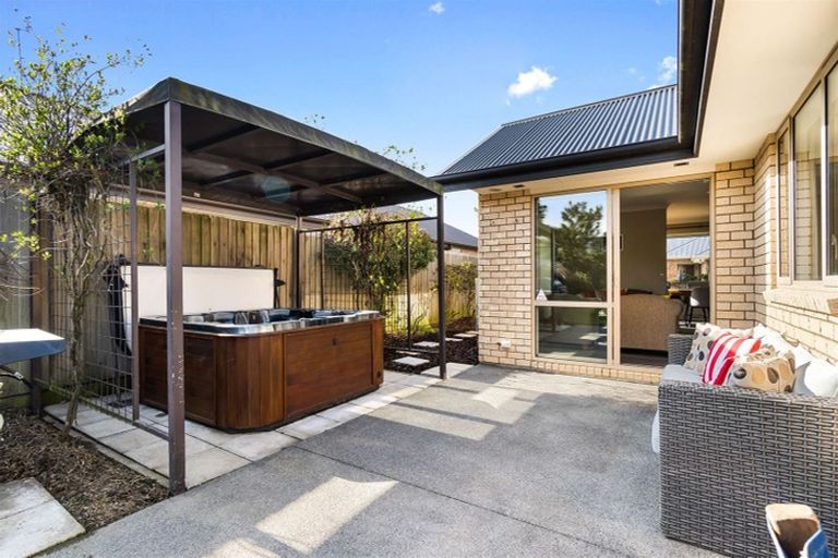 Photo of property in 17 Allingham Lane, Rolleston, 7614