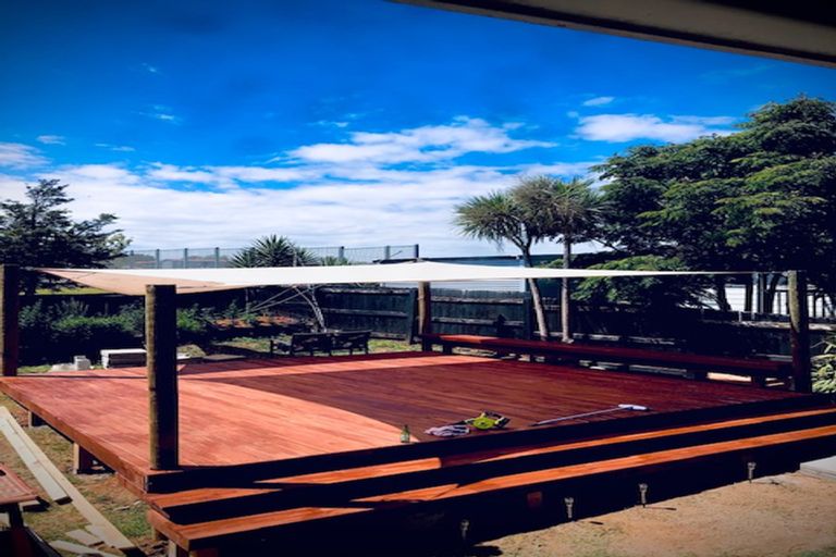 Photo of property in 185 Mahia Road, Wattle Downs, Auckland, 2103