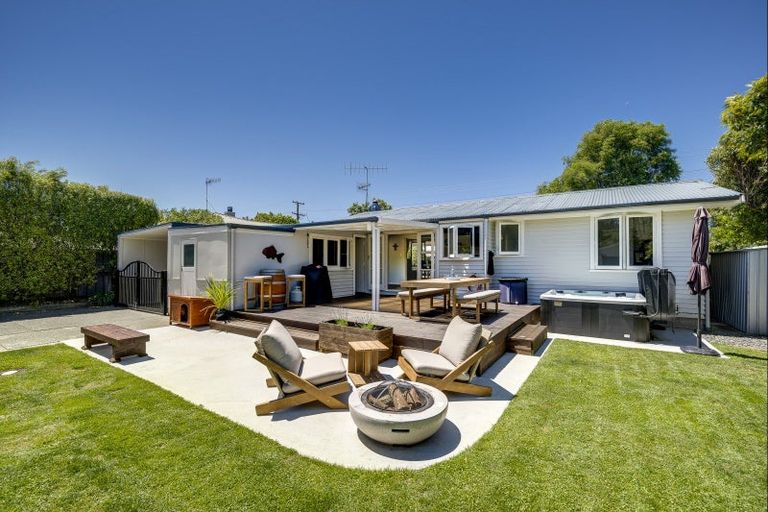 Photo of property in 513 Main North Road, Bay View, Napier, 4104