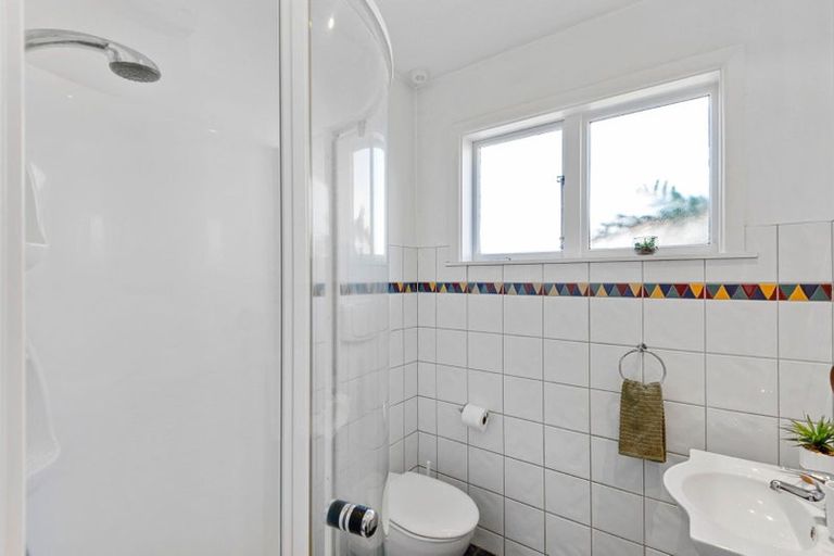 Photo of property in 16 Murdoch Street, Bryndwr, Christchurch, 8053