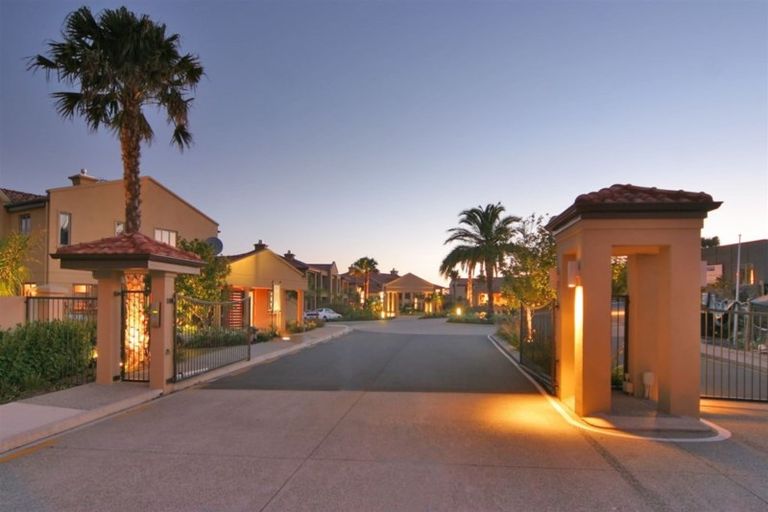 Photo of property in 39/140 Gills Road, Albany Heights, Auckland, 0632