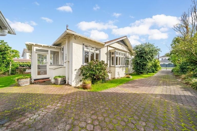 Photo of property in 6 Penrose Street, Woburn, Lower Hutt, 5010