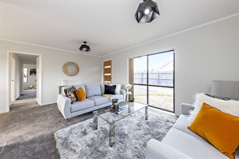 Photo of property in 27 Horlicks Place, Randwick Park, Auckland, 2105