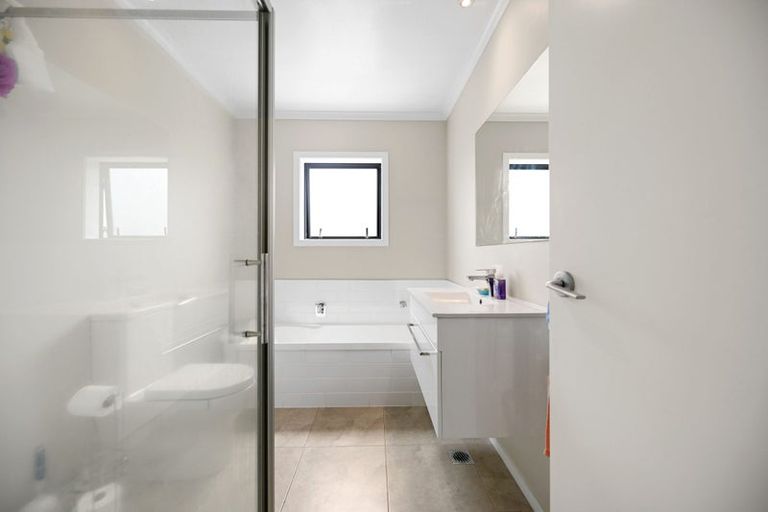 Photo of property in 35 Tennille Street, Flagstaff, Hamilton, 3210