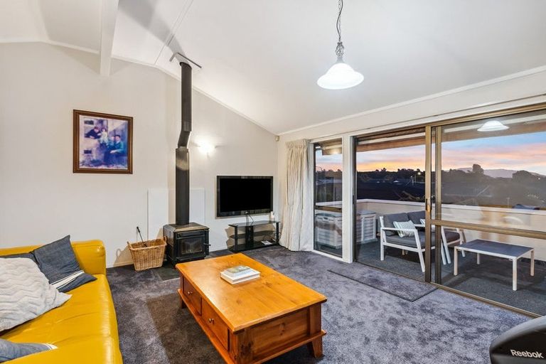 Photo of property in 4 Belvedere Avenue, Waikanae, 5036