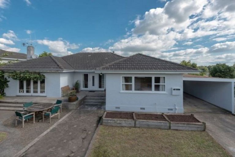 Photo of property in 148 Cambridge Road, Hillcrest, Hamilton, 3216