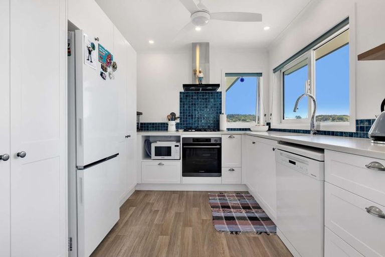 Photo of property in 22 Midgard Road, Coopers Beach, 0420