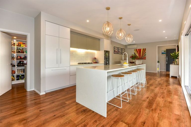 Photo of property in 20 Hampton Place, Burnside, Christchurch, 8053