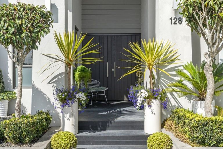 Photo of property in 128 Castlewold Drive, Bethlehem, Tauranga, 3110