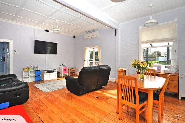 Photo of property in 23 View Road, Waiuku, 2123