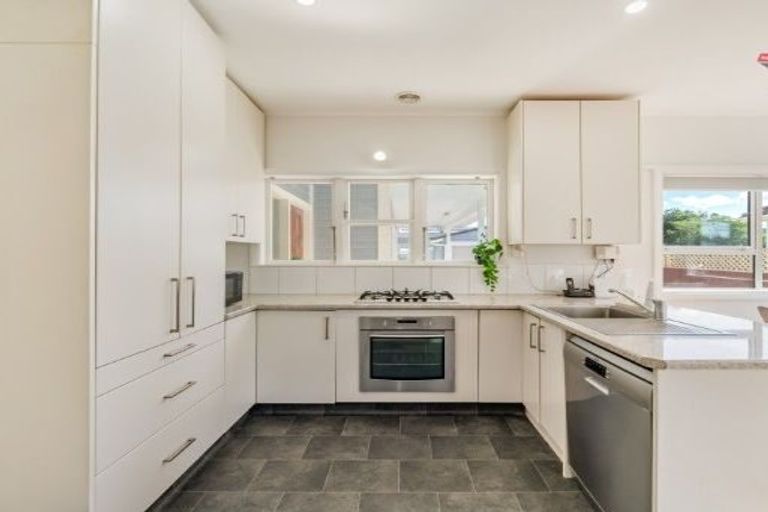 Photo of property in 81 Bell Road, Waiwhetu, Lower Hutt, 5010