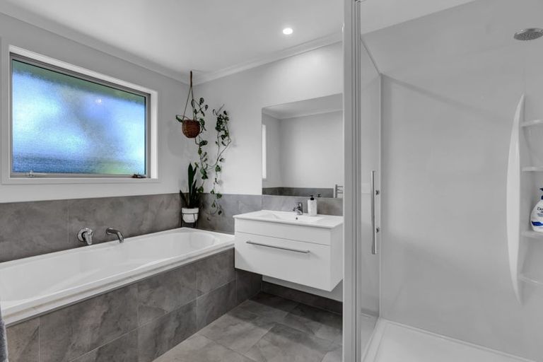 Photo of property in 54 Denby Road, Hawera, 4672