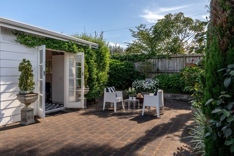 Photo of property in 81 Williams Street, Cambridge, 3434