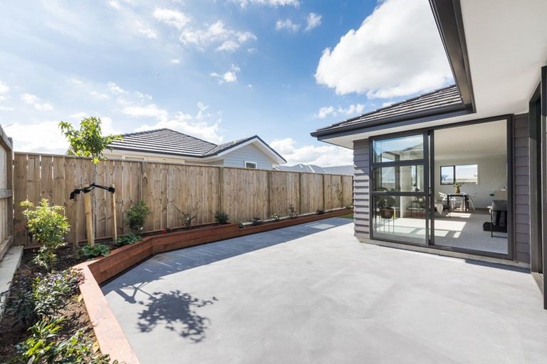 Photo of property in 110 Roberts Line, Kelvin Grove, Palmerston North, 4414