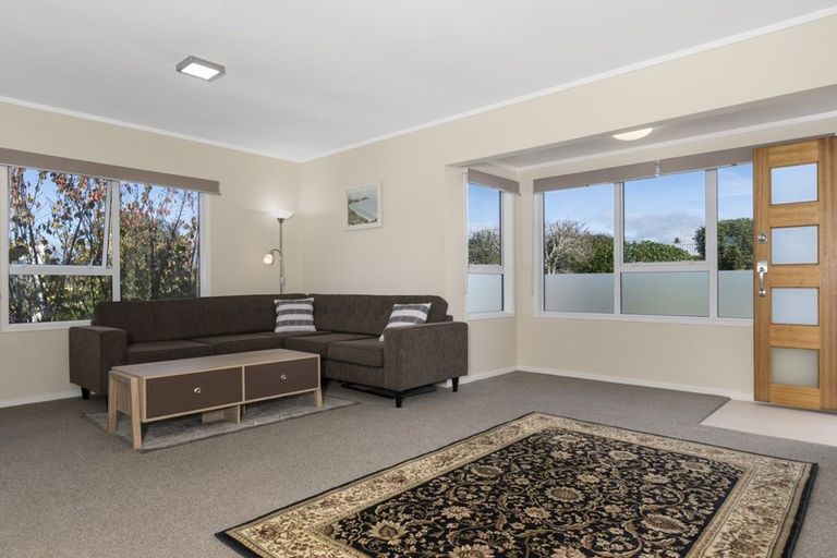 Photo of property in 15a Glenfield Place, Brookfield, Tauranga, 3110