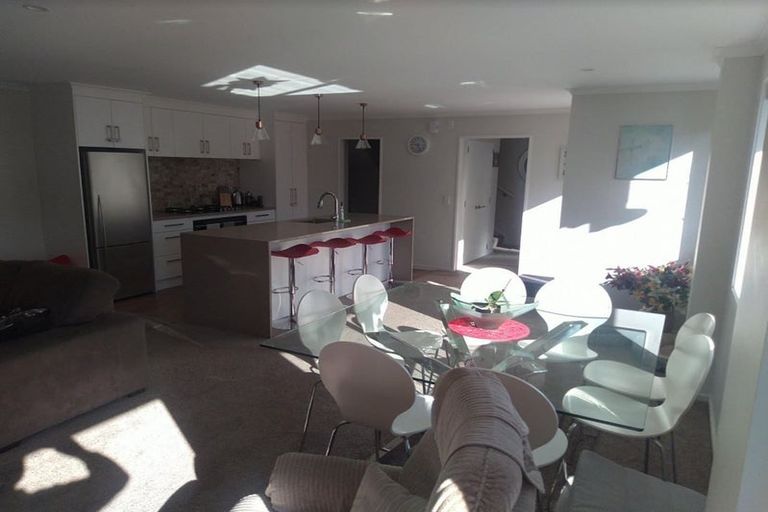 Photo of property in 14 Latimer Way, Petone, Lower Hutt, 5012