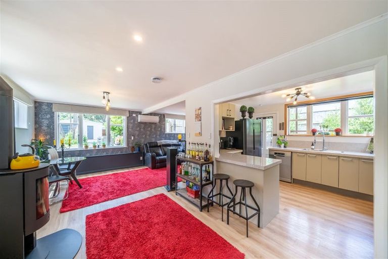 Photo of property in 26 Tuatoru Street, Eastbourne, Lower Hutt, 5013