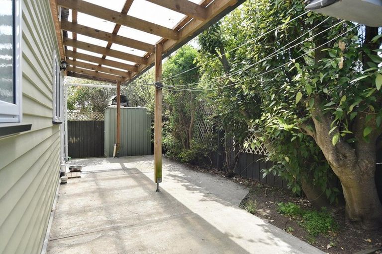 Photo of property in 98 Hargood Street, Woolston, Christchurch, 8062