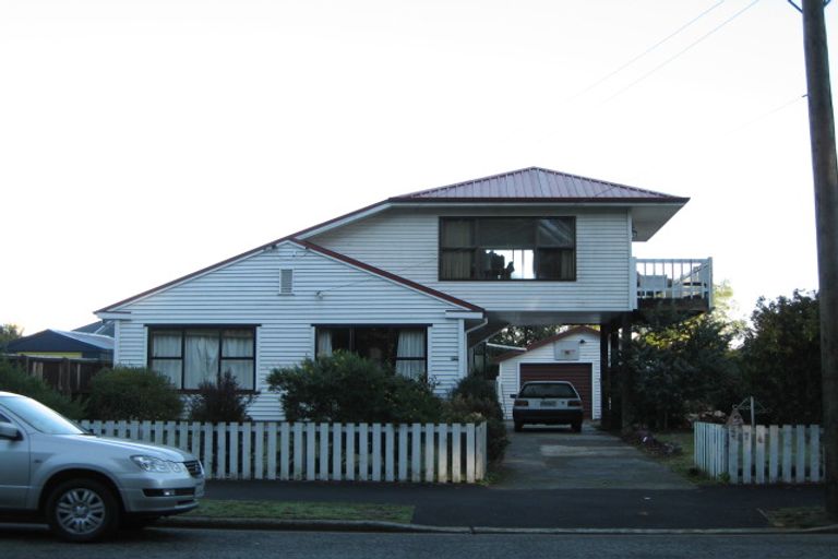 Photo of property in 274 Keyes Road, New Brighton, Christchurch, 8083