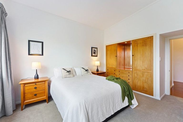 Photo of property in 321 Te Horo Beach Road, Te Horo Beach, Otaki, 5581