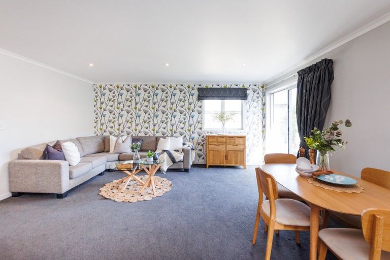 Photo of property in 322a College Street, West End, Palmerston North, 4410