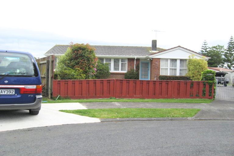 Photo of property in 4 Auster Place, Mangere, Auckland, 2022