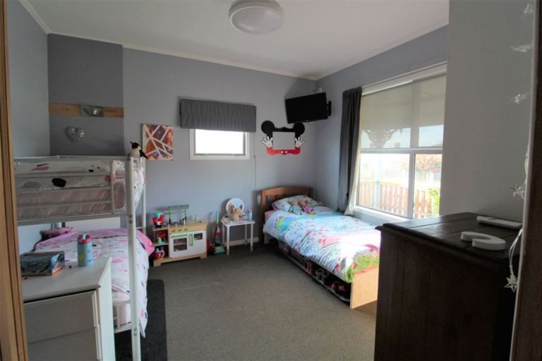 Photo of property in 313 Church Street, West End, Timaru, 7910