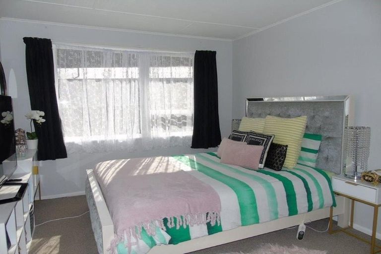 Photo of property in 21a Kairanga Crescent, Wainuiomata, Lower Hutt, 5014