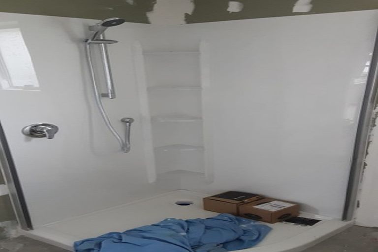 Photo of property in 2/306 Wellington Road, Wainuiomata, Lower Hutt, 5014