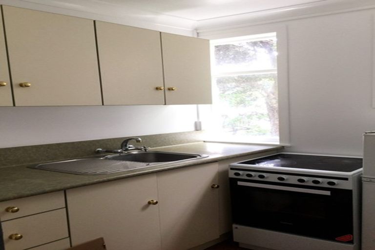 Photo of property in 62 Stanley Street, Berhampore, Wellington, 6023