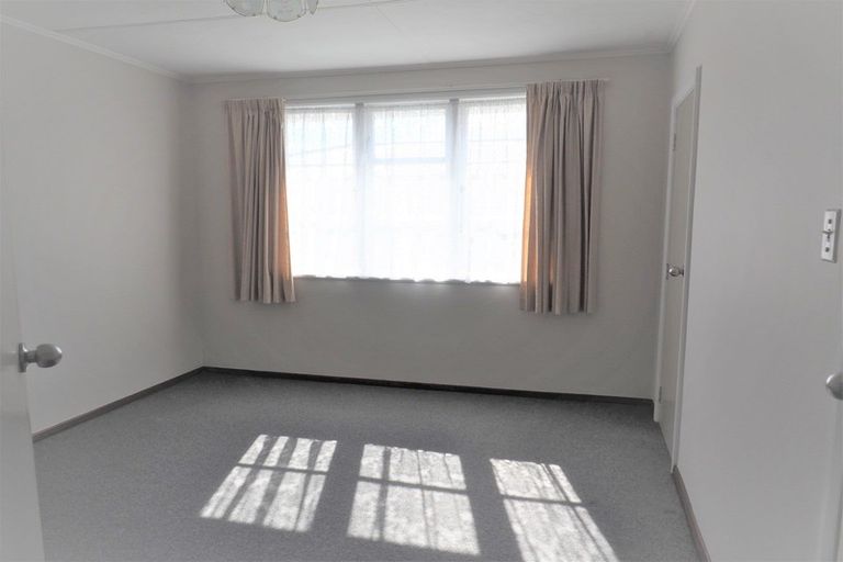 Photo of property in 77 Stout Street, Shannon, 4821