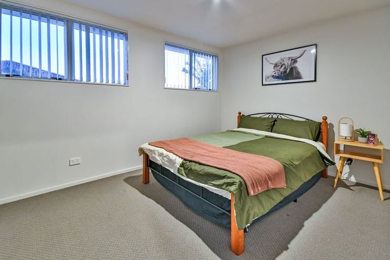 Photo of property in 214 Hill Road, The Gardens, Auckland, 2105