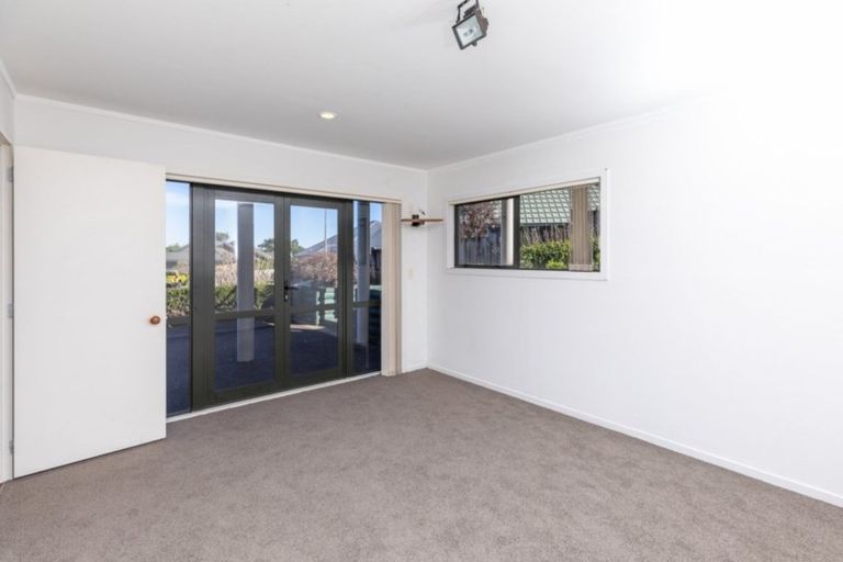 Photo of property in 28 Friesian Place, Grandview Heights, Hamilton, 3200