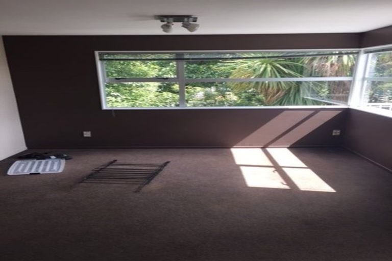 Photo of property in 14 Defoe Place, Waltham, Christchurch, 8023