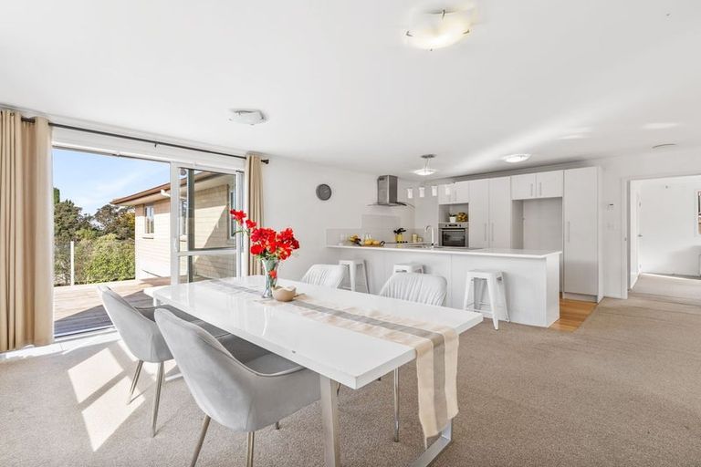 Photo of property in 19b Te Atatu Road, Te Atatu South, Auckland, 0610