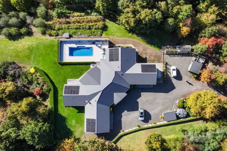 Photo of property in 12 Spur Road, Havelock North, 4130