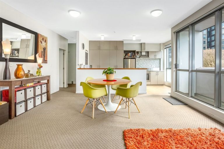 Photo of property in Budget Car Rental, 3/81 Ghuznee Street, Te Aro, Wellington, 6011