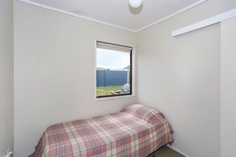 Photo of property in 2/23 Gaylands Place, Opaheke, Papakura, 2113