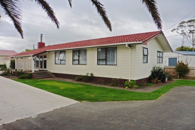 Photo of property in 200 Parkhurst Road, Parakai, 0830
