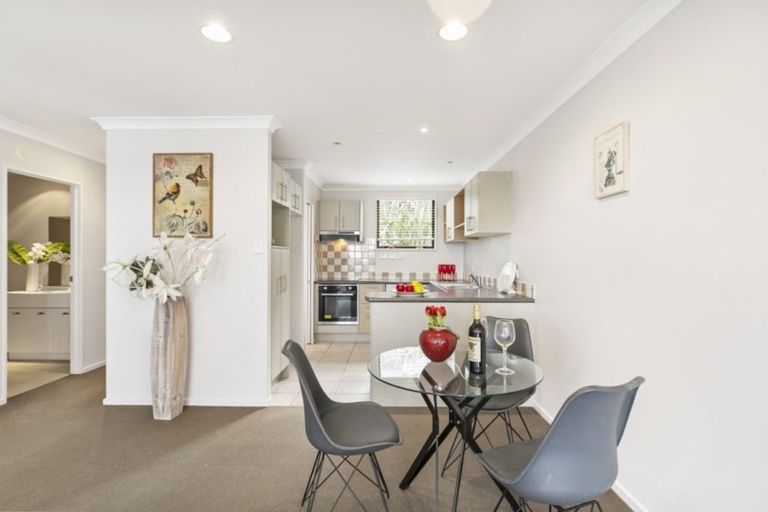 Photo of property in 8/8 Monte Cassino Place, Birkdale, Auckland, 0626