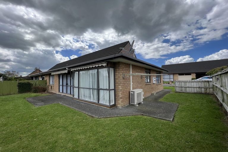 Photo of property in 12/56 Larnoch Road, Henderson, Auckland, 0610