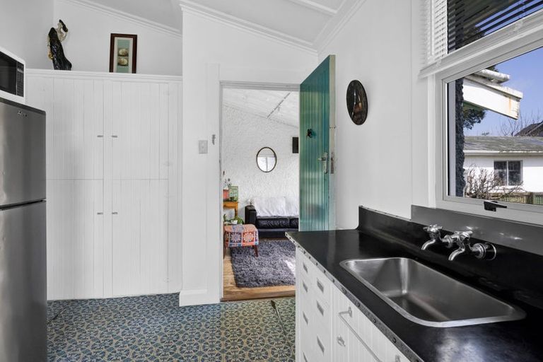 Photo of property in 3 George Street, Hawera, 4610