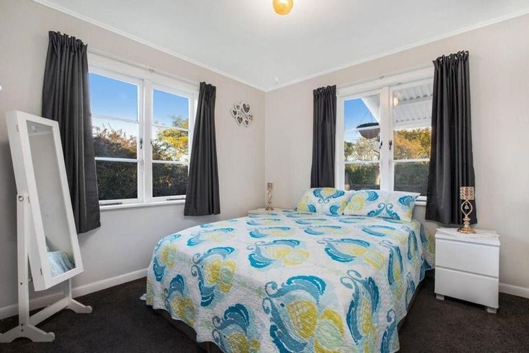 Photo of property in 1/72 Gloucester Road, Manurewa, Auckland, 2102