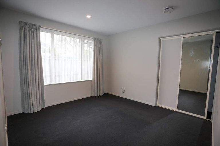 Photo of property in 36 Withells Road, Avonhead, Christchurch, 8042