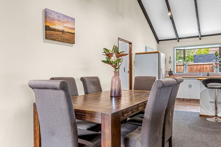 Photo of property in 50 Royal Park Drive, Parklands, Christchurch, 8083