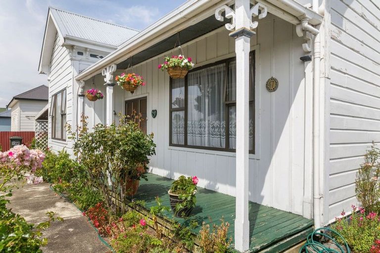 Photo of property in 47 Thyra Street, Dannevirke, 4930