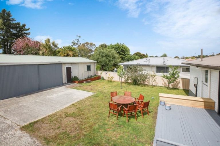 Photo of property in 82 Urlich Avenue, Melville, Hamilton, 3206